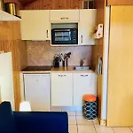 Апартаменты Flat In Centre With Parking